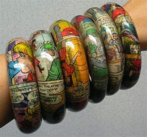Fashion2teen Wooden Bangles