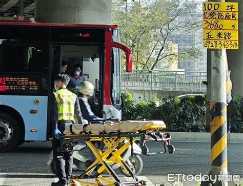 不是公車的錯！轎車違規左轉 中鹿客運煞不及攔腰撞上畫面曝 Ettoday社會新聞 Ettoday新聞雲