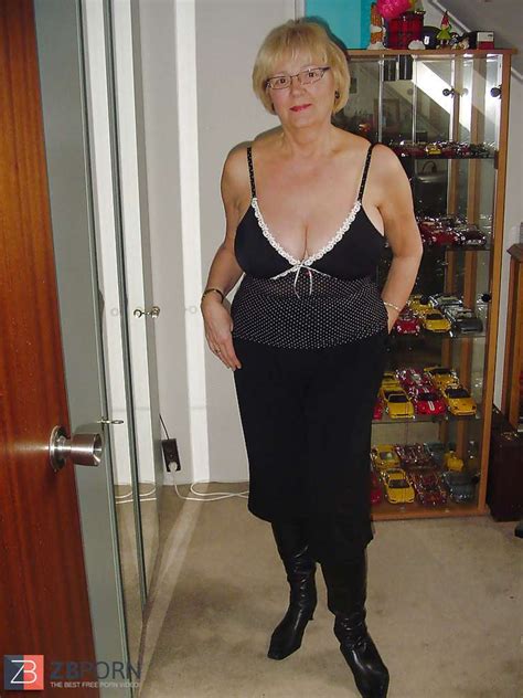 Looking For More Images Of This Steaming Granny Over 60 Years Old ZB Porn