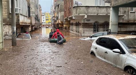 Deprem bölgesindeki sel felaketi için dünyadan taziye mesajları