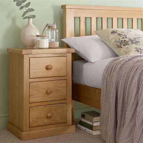 Chunky Pine Large 3 Drawer Bedside Cabinet Bedroom Furniture