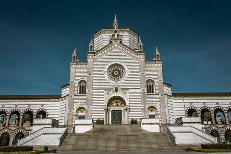 Il Cimitero Monumentale Di Milano Memoria Della Citt Waam Tours