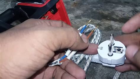 CARA MUDAH MENGGANTI KABEL SETRIKA TEKNIK MEKATRONIKA