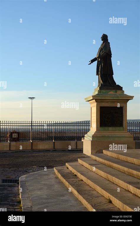 Statue De Mgr Belsunce Henri Fran Ois Xavier De Belsunce De