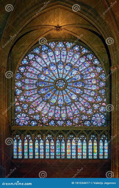 Vitral Del Norte De Rose Dentro Del Cathe De Notre Dame De Paris