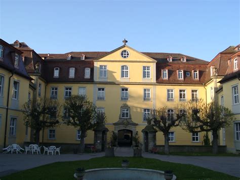 Schloss Schule Kirchberg