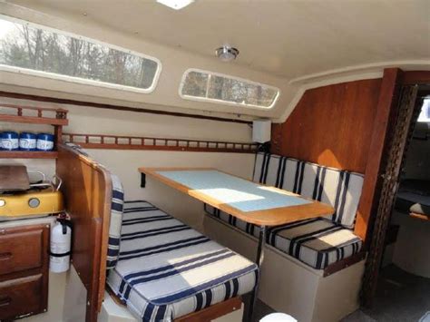 Catalina 27 Interior Bing Images Boat Interior Design Sailboat