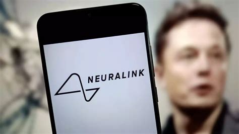 Elon Musk anuncia el éxito de Neuralink en la implantación de un