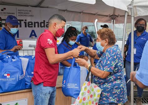 Con Venta De Productos Alimenticios El Ima Participa En Feria De La