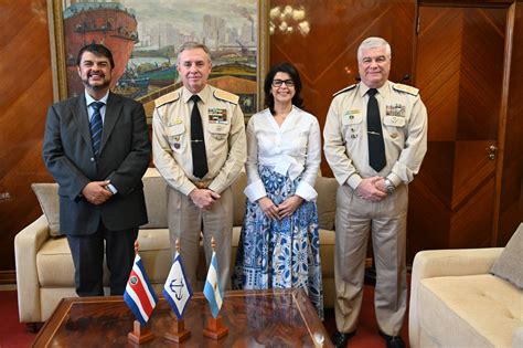 La Embajadora De Costa Rica Visit El Edificio Guardacostas Argentina