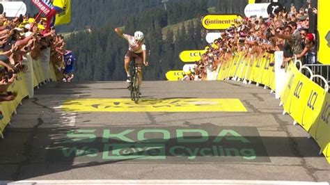 Tour De France 2023 Tadej Pogacar Craque Dans Le Col De La Loze La