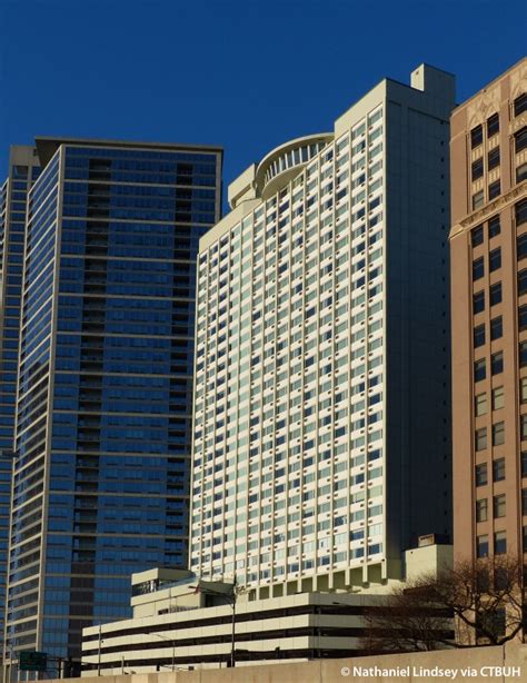 W Hotel Chicago Lakeshore - The Skyscraper Center