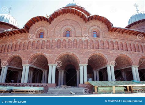 Nueva Catedral De Curtea De Arges Foto De Archivo Imagen De Religioso