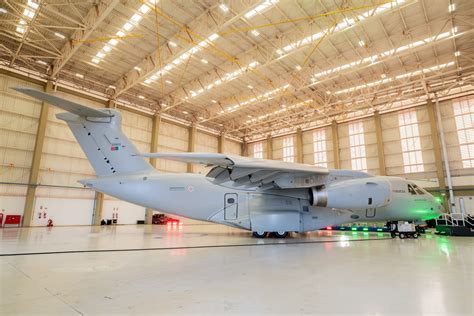 Por 886 milhões de dólares Embraer entrega segunda unidade do KC 390 à