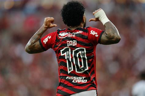 Presidente Do Flamengo Revela Cobran A A Gabigol Antes De Entregar A