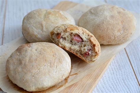 Petits Pains Aux Lardons Et Au Fromage Recette De Pain