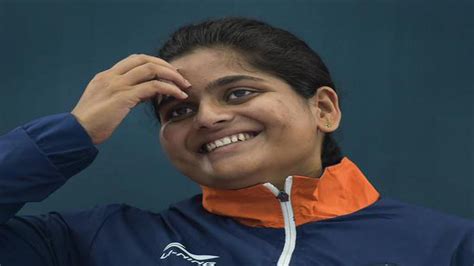 Issf Presidents Cup Rahi Sarnobat Manu Bhaker In Final Sportstar