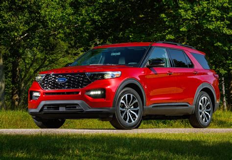 2022 Ford Explorer Gets A 400hp Rear Wheel Drive St Model And New St Line Trim Carscoops