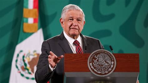 Voy A Entregar La Banda Presidencial A Alguien Como Yo Amlo Sin