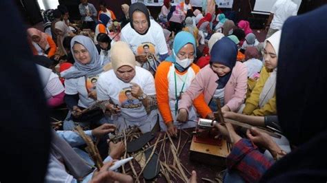 Ciptakan Lapangan Kerja Baru Relawan Sandi Uno Beri Pelatihan