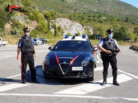 Rapine In Banca A Mano Armata Furto Di Auto Utilizzate Per Compiere I