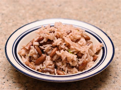 How to Cook Jamaican Rice and Peas: 6 Steps (with Pictures)