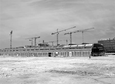 Les Docks De St Ouen Commerces Et Halle Gourmande Accueil