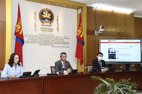 ParliamentMN - Улсын Их Хурлын гишүүд хэвлэлийн хурал...