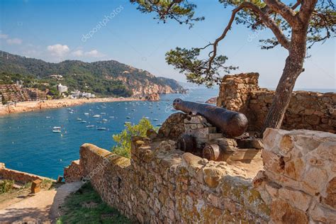 Tossa de Mar. Costa Brava, Spain — Stock Photo © Arsty. #11834334