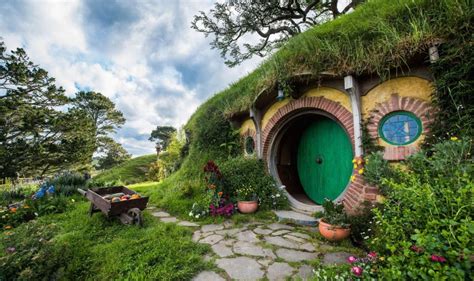 Embark On Your Own Middle Earth Adventure In New Zealand Things To Do