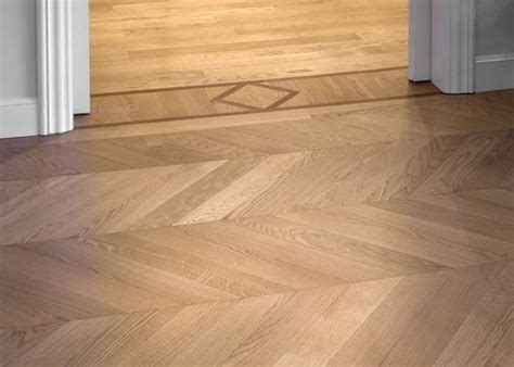 PRIX Parquet HONGRIE Contrecollé en Chêne PREMIER 14 x 90 x 600 mm