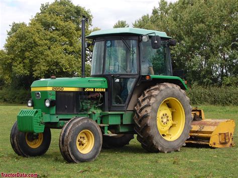 John Deere 2850 Tractor Information