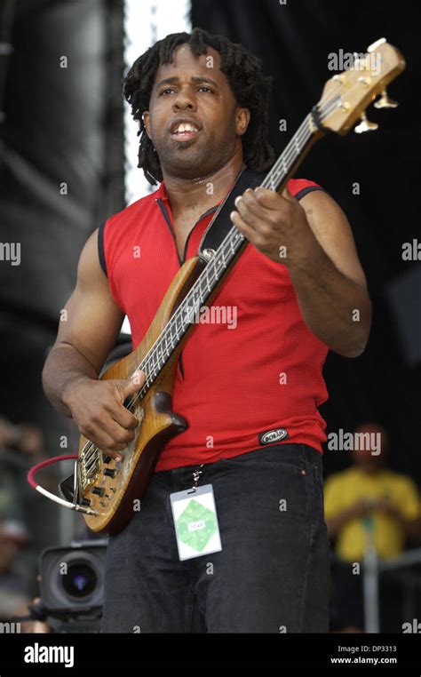 Jun 18 2006 Manchester Tn Usa Bass Guitarist Victor Wooten