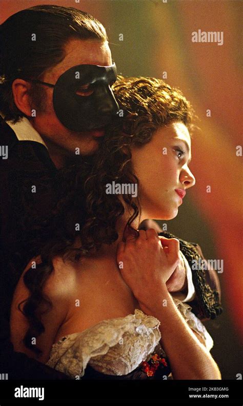 Emmy Rossum Phantom Opera 2004 Hi Res Stock Photography And Images Alamy