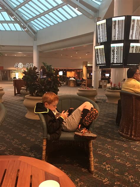 Freshens Smoothies and Yogurt at MCO