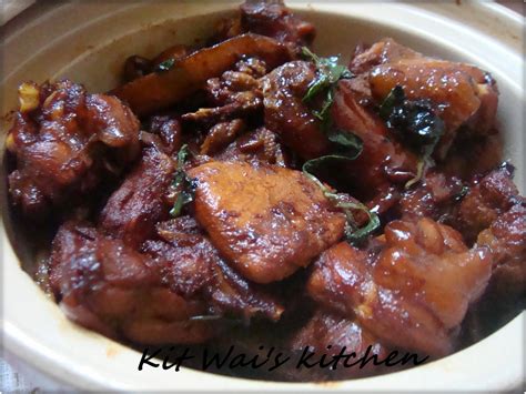 Kit Wai s kitchen 三杯鸡 Braised chicken with basil