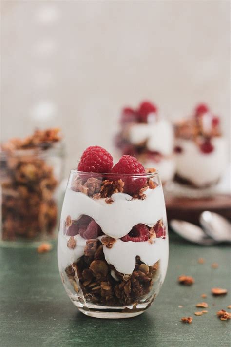 Yogurt Parfait with Brown Butter Vanilla Granola – Hawaiian Vanilla Company