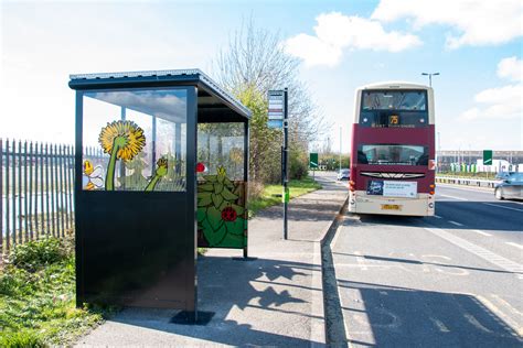 Bee Bus Shelter 4 And Bus Bus Shelters On Hedon Road Hull Flickr