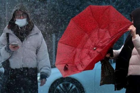 İstanbul için yeni kar uyarısı Meteoroloji duyurdu Bu günlere dikkat