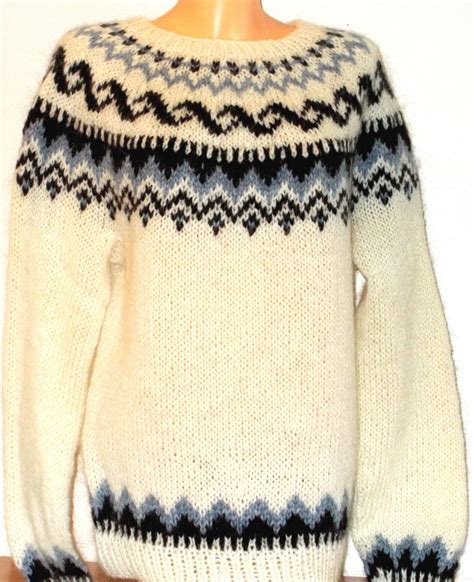 Classic Traditional Icelandic Print Sweater Icelandic Wool Sweaters