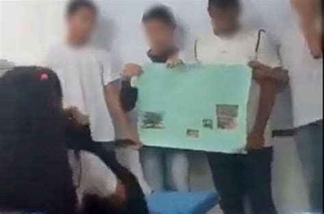 Estudiante apuñala a compañera por burlarse cuando exponía