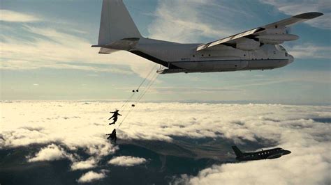 Matt Reeves And Simon Kinberg Team Up For An Airplane Heist Film Lift