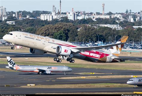 A6 Blo Etihad Airways Boeing 787 9 Dreamliner Photo By Tzeman Kenny Ho