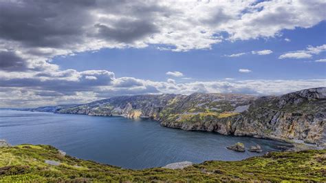 Slieve League Cliffs in Donegal, Ireland - Kipling & Clark