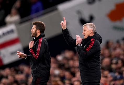 Caretaker Boss Michael Carrick To Face Media After Ole Gunnar Solskjaers Exit The Independent