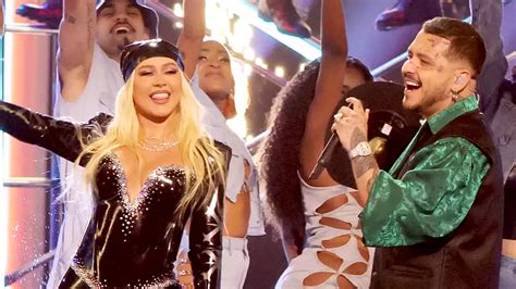 Christina Aguilera Y Christian Nodal En Latin Grammy 2022 Así Suena