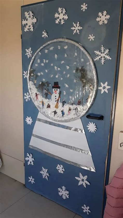 Over 40 Diy Christmas Door Decorations Door Decorations Classroom