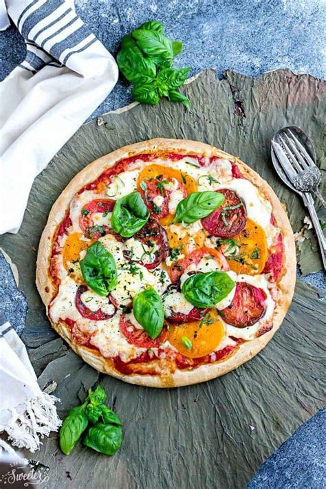 Easy Margherita Pizza Best Classic Homemade For Pizza Night