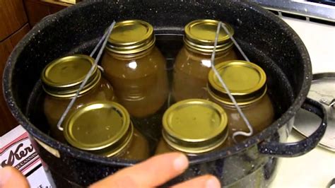 Home Canning In A Boiling Water Bath Apple Juice Youtube