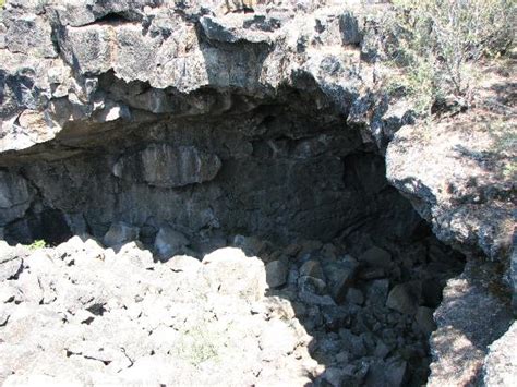 The Stairway And Entrance Picture Of Hat Creek Subway Cave Old